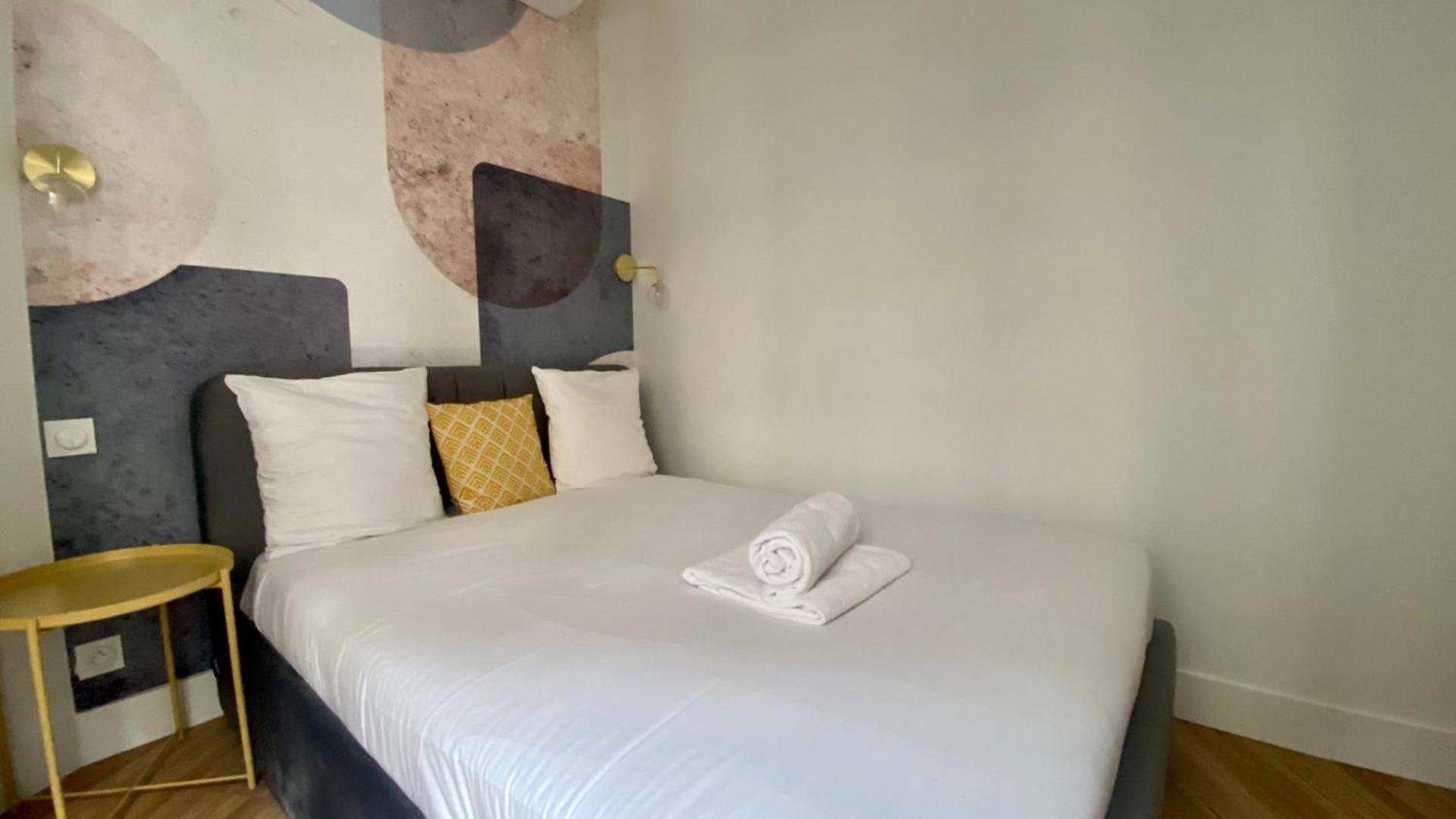 Appartement Lumineux Proche Saint-Lazare - 8P París Exterior foto