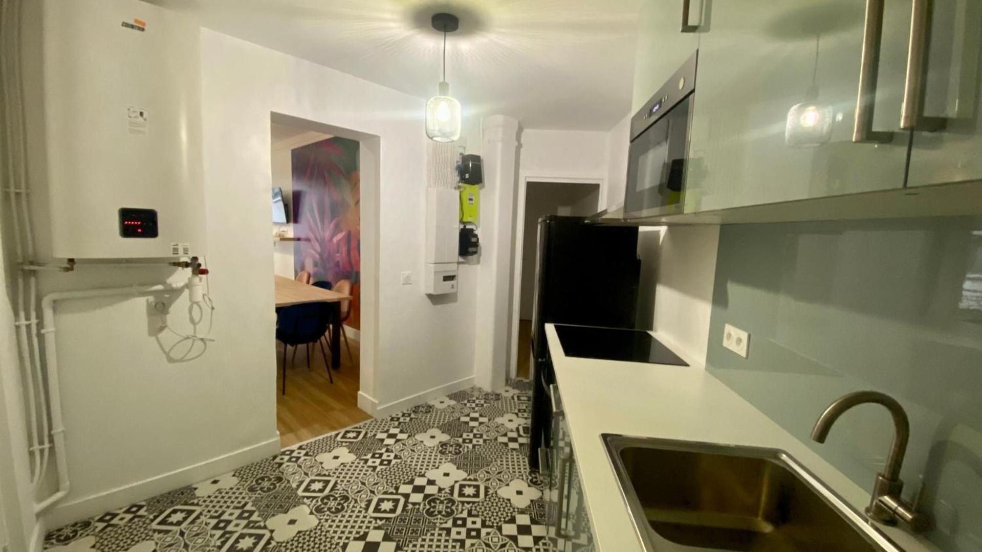 Appartement Lumineux Proche Saint-Lazare - 8P París Exterior foto