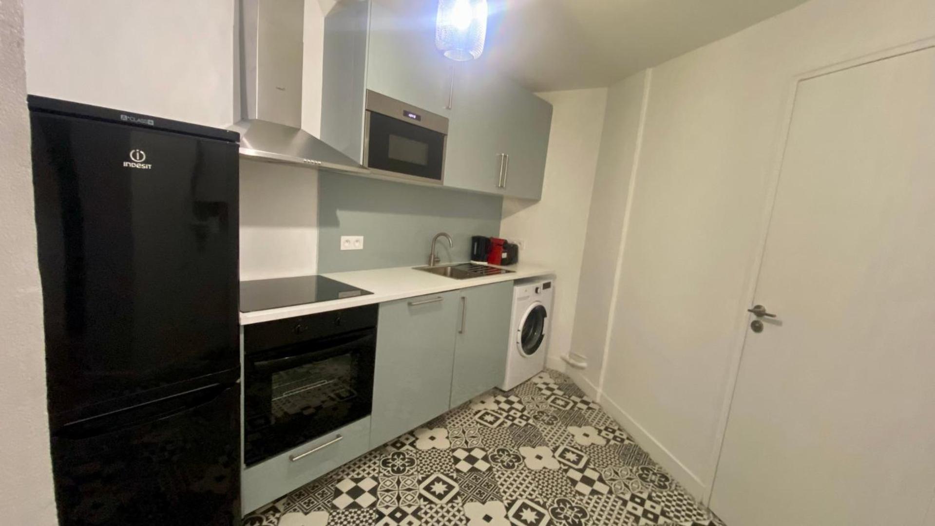 Appartement Lumineux Proche Saint-Lazare - 8P París Exterior foto
